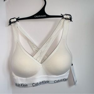 CALVIN KLEIN NWT LIFT BRALETTE white pullover size XS